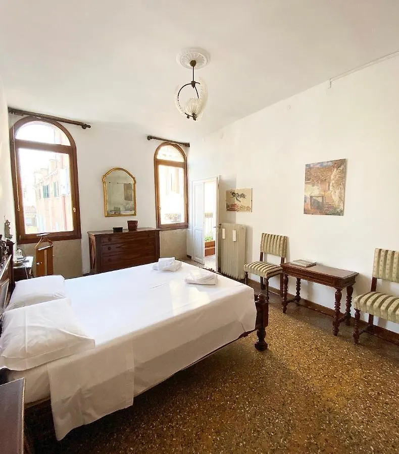 Ca' Samuele Authentic Venetian Apartment 0*, Venice