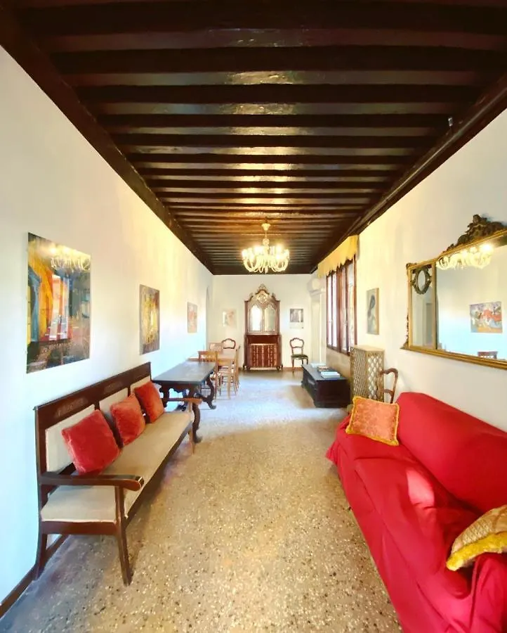 Ca' Samuele Authentic Venetian Apartment